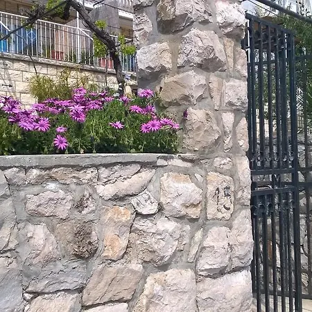 アパート Cozy New Flat For 2 Or 3 フヴァル