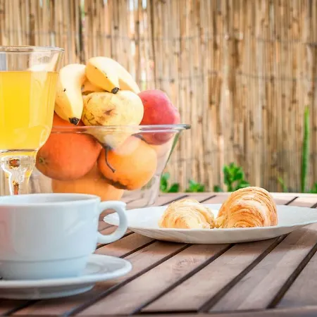 Cozy New Flat For 2 Or 3 アパート *