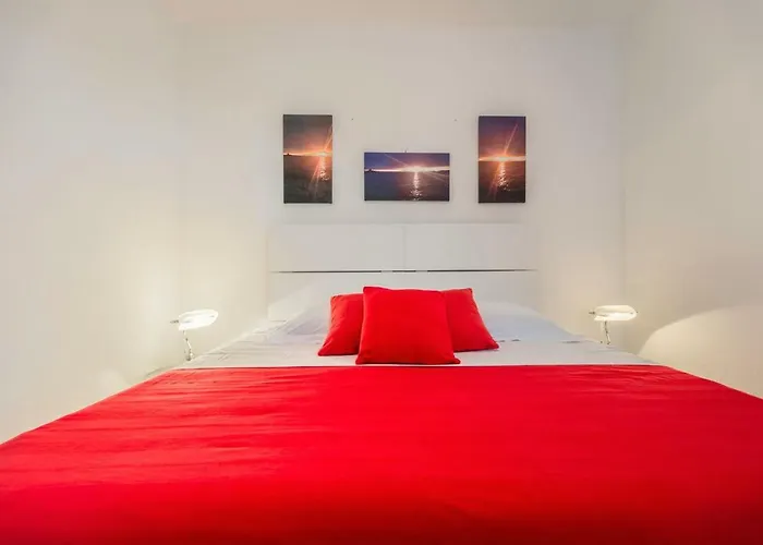 Cozy New Flat For 2 Or 3 Hvar Town